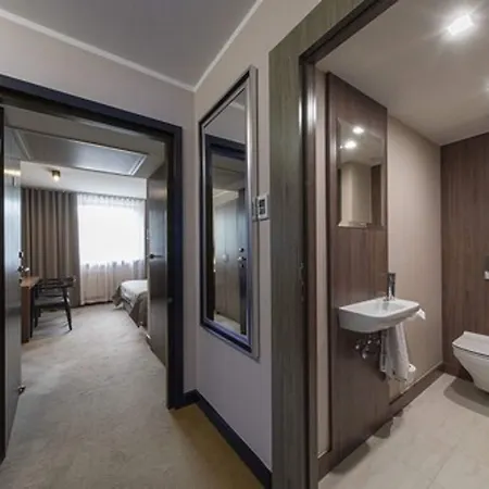 Hotel Ilonn