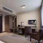 Otel Ilonn 4*