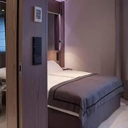 伊隆酒店 酒店 波兹南