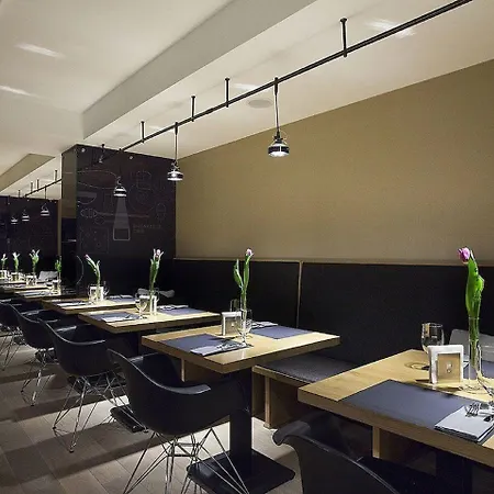 Ilonn Hotel