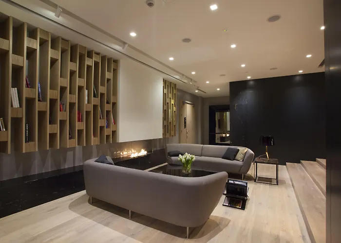 伊隆酒店 酒店 4*